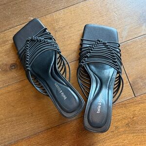 Black Strappy Kitten Heel